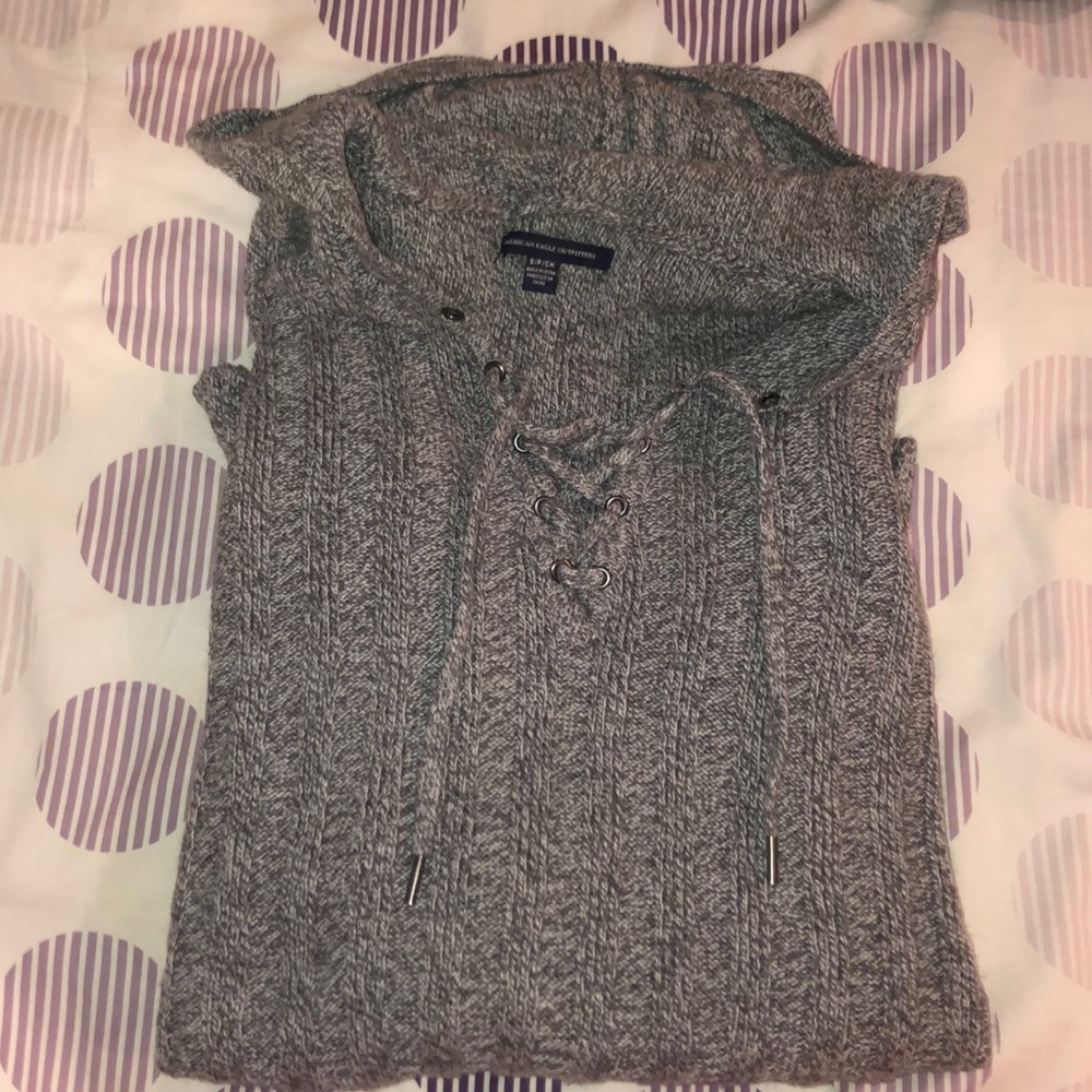 American Eagle Hooded Sweater
